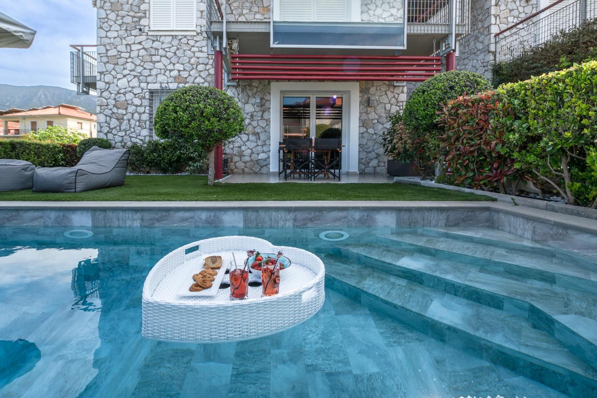 Tyros Boutique Houses Villas Szoba fotó