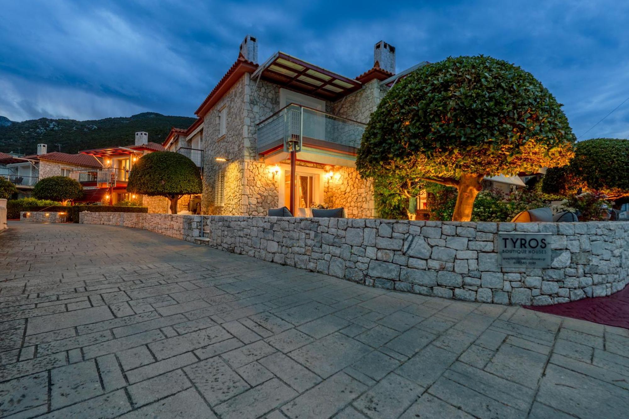 Tyros Boutique Houses Villas Szoba fotó